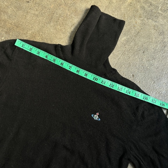 Vivienne Westwood Black Turtleneck w/ Embroidered Orb - Picture 11 of 12